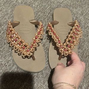 Havaianas with handmade beading
